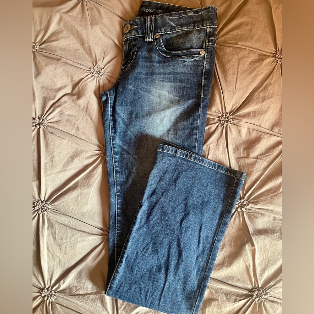 Guess Women’s Boot Cut Jeans